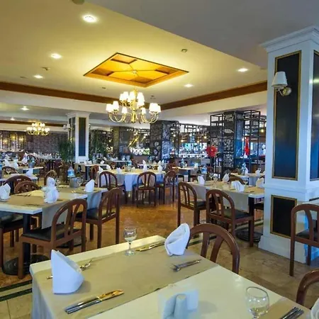 Gypsophila Club Marine Otel 5*